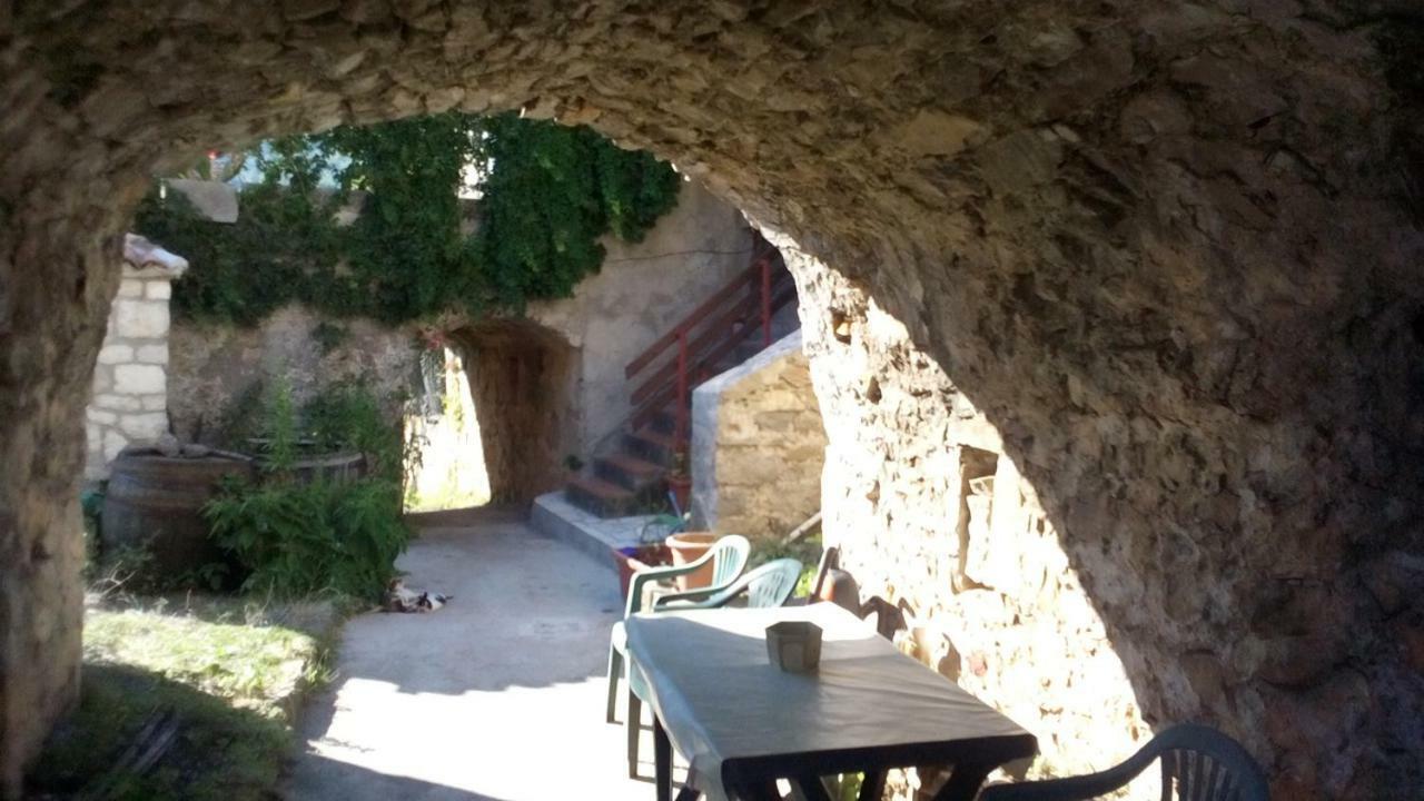 Cottage Melita The Apartment For Animal Lovers Babino Polje Екстериор снимка
