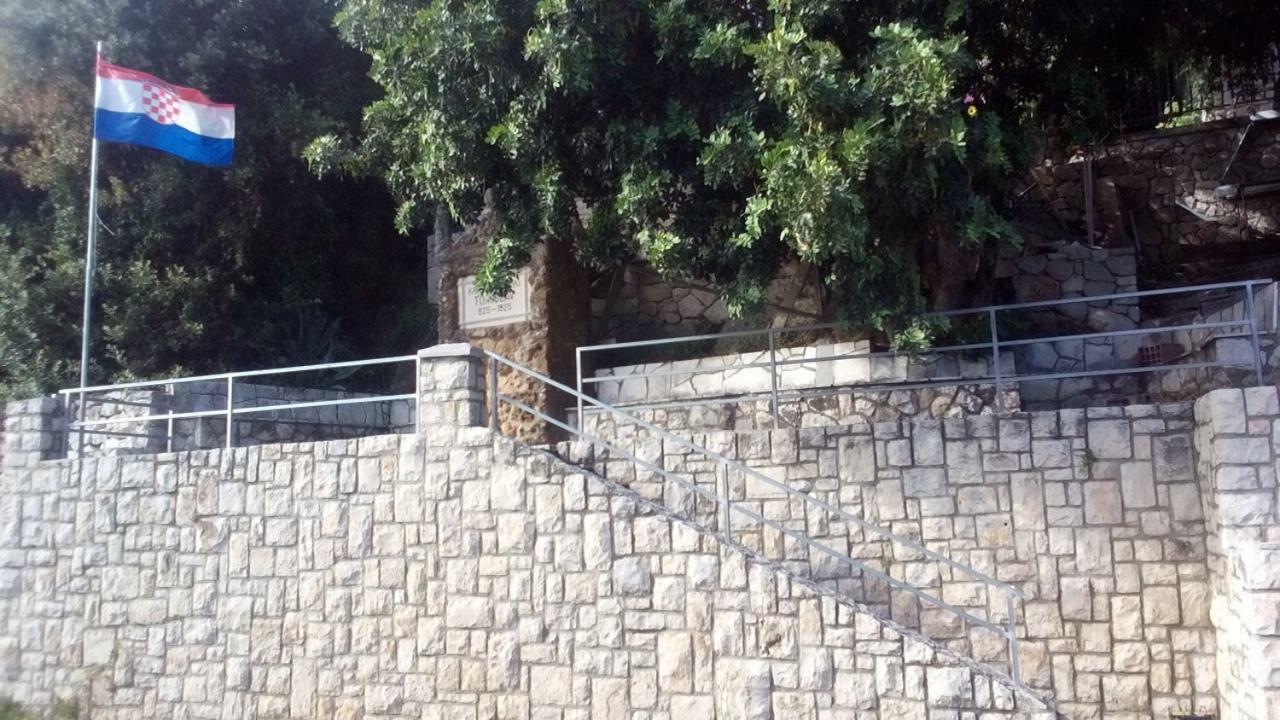 Cottage Melita The Apartment For Animal Lovers Babino Polje Екстериор снимка