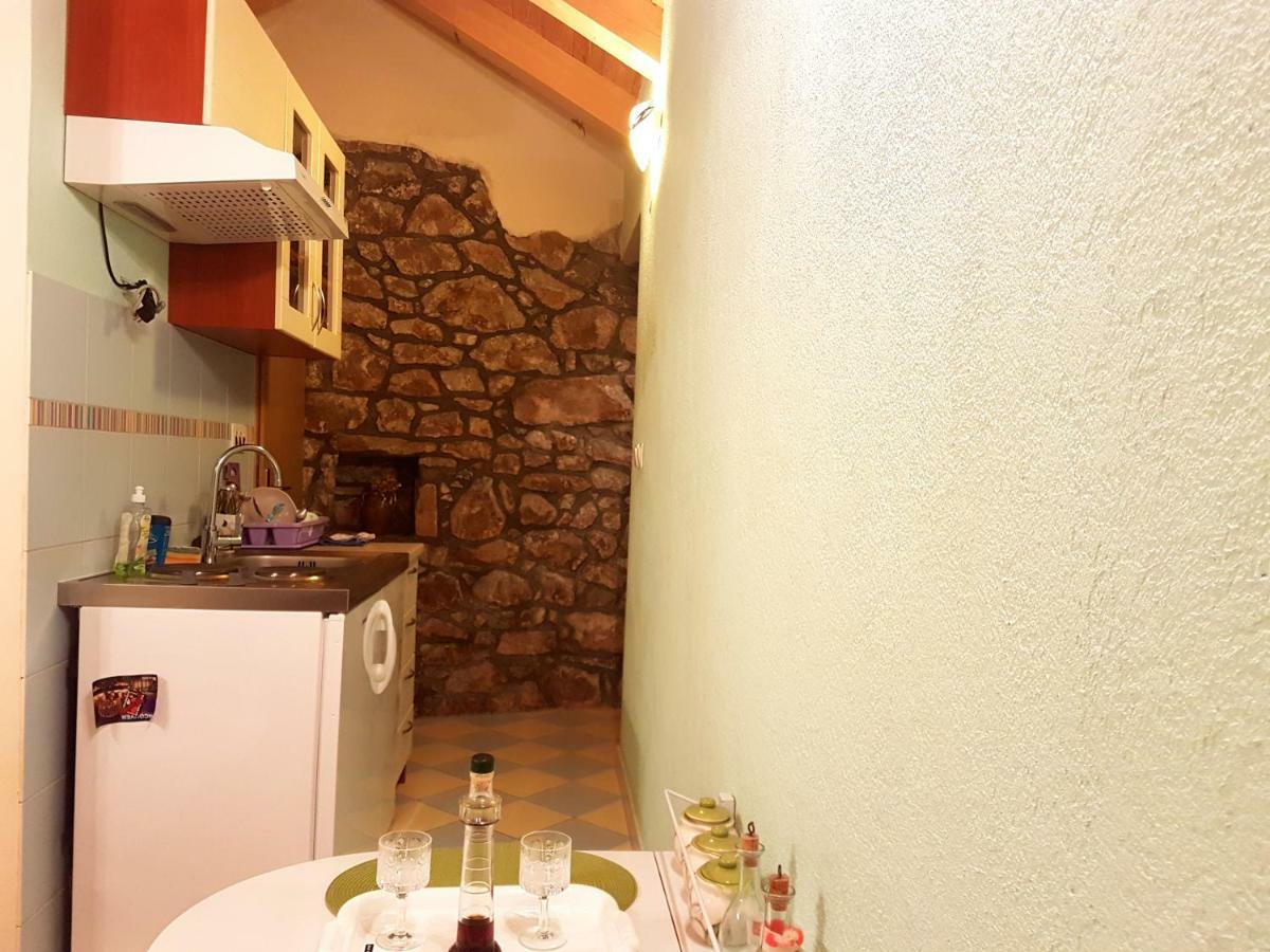 Cottage Melita The Apartment For Animal Lovers Babino Polje Екстериор снимка